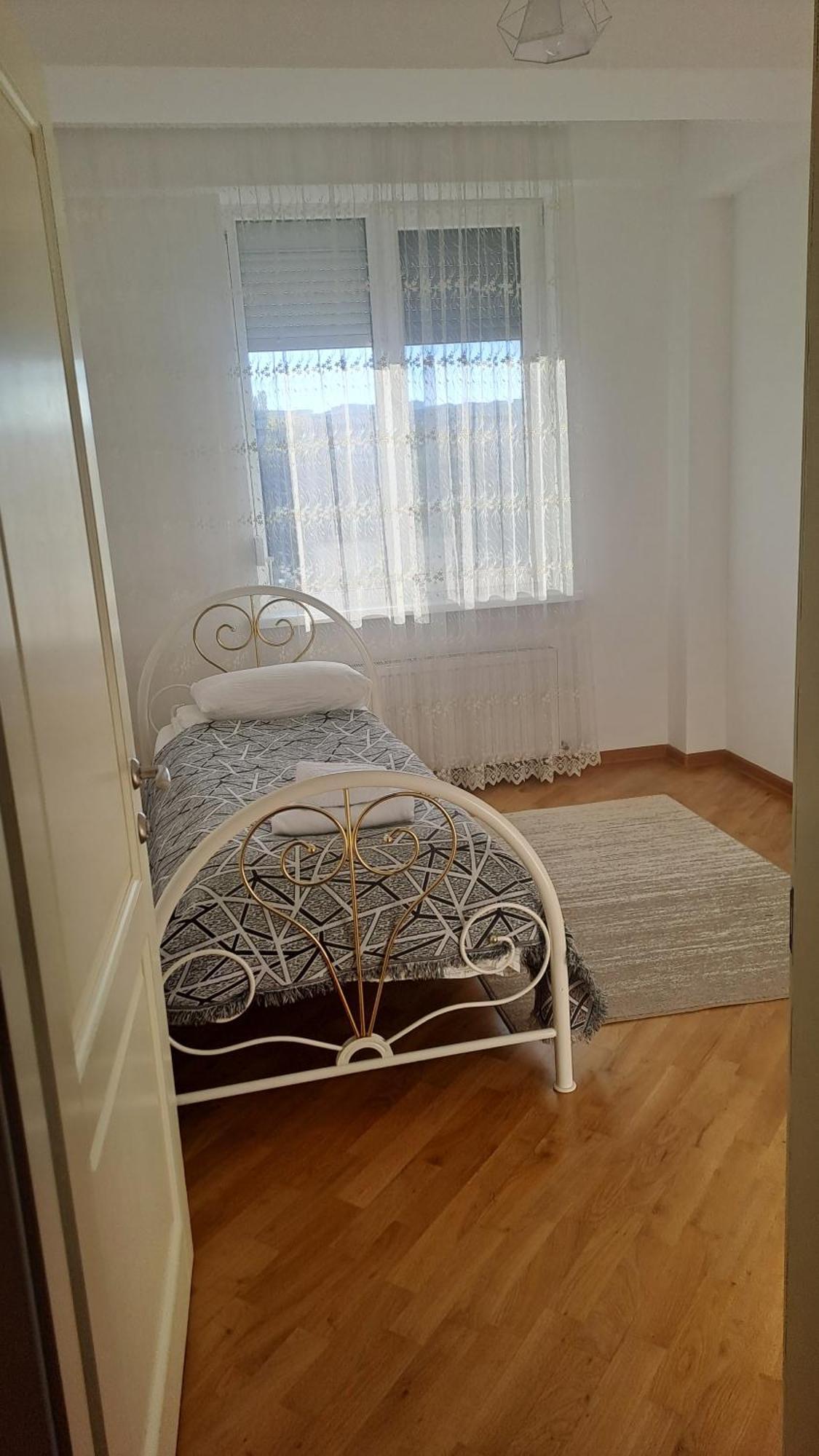 Аэропорт Апартаменты Комфорт Chisináu Habitación foto