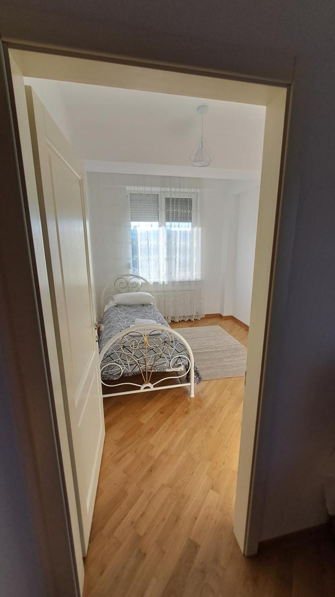 Аэропорт Апартаменты Комфорт Chisináu Habitación foto